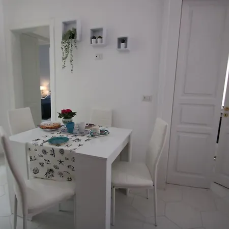 Lemonsea Amalfitan House Apartment *